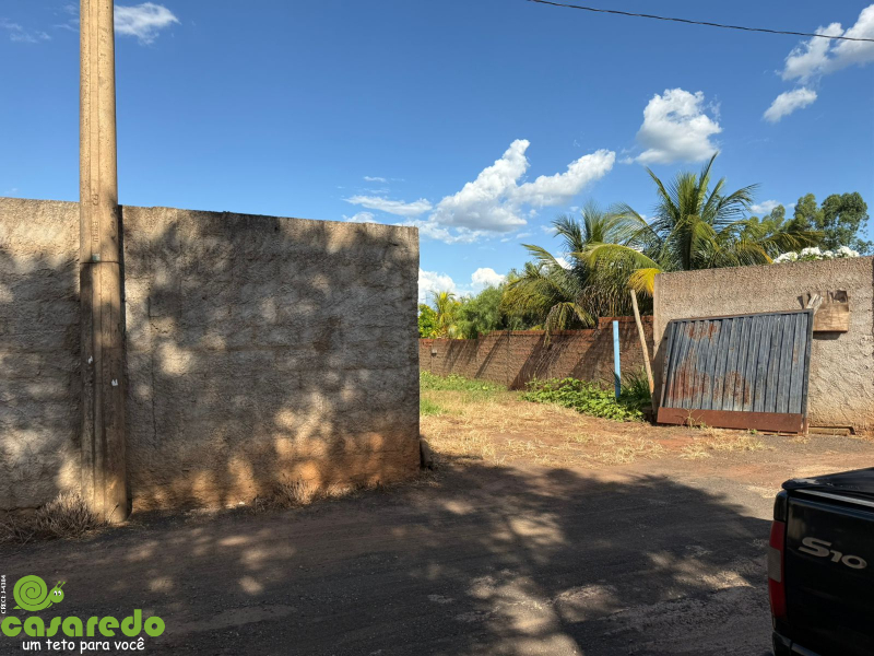 CHACARA PRÓXIMO A SOMBRA E ÁGUA FRESCA DEPOIS DO AEROPORTO   
